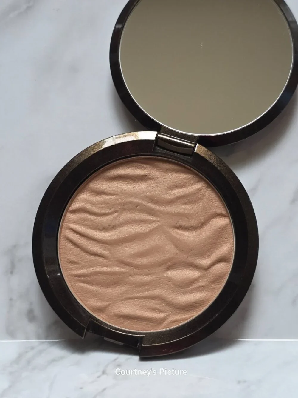 Becca BALI SANDS Sunlit Bronzer (0.25 oz.)